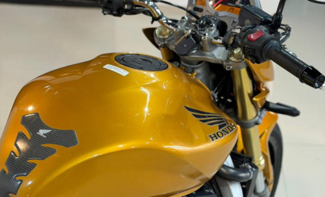 HONDA CB 600F HORNET 2009 Gasolina-12