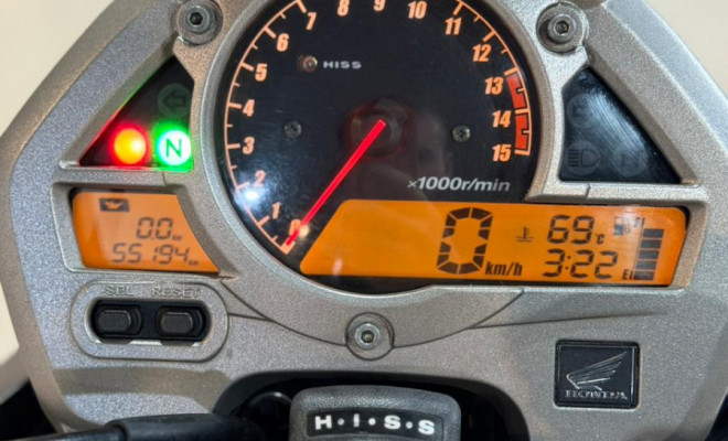 HONDA CB 600F HORNET 2009 Gasolina-13