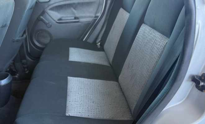Ford Fiesta Sedan SE 1.6 8V Flex 4p 2014 Flex-6