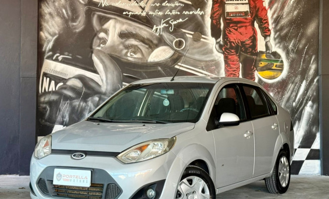 Ford Fiesta Sedan SE 1.6 8V Flex 4p 2014 Flex