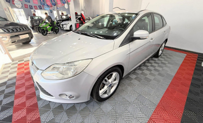 Ford Focus Sedan 2.0 16V/2.0 16V Flex 4p Aut. 2015 Flex-1