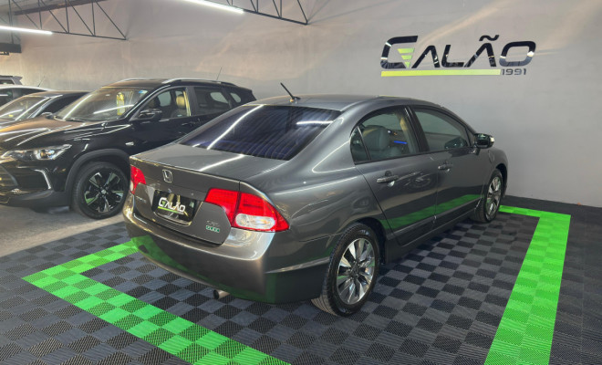 Honda Civic Sed. LXL/ LXL SE 1.8 Flex 16V Aut. 2011 Flex-2