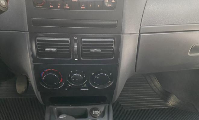 Fiat Siena EL Celeb. 1.4 mpi Fire Flex 8V 4p 2011 Flex-13