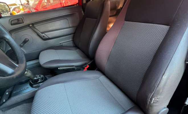 VW - VolksWagen Gol City (Trend) 1.0 Mi Total Flex 8V 2p 2014 Flex-8
