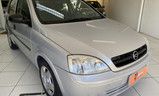 GM - Corsa 1.8 MPFI FlexPower 2004-1