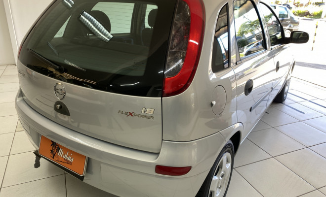 GM - Corsa 1.8 MPFI FlexPower 2004-4