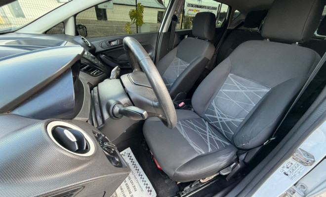 Ford Fiesta 1.5 16V Flex Mec. 5p 2015 Flex-6