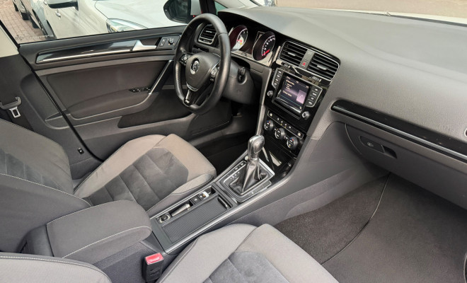 VW - VolksWagen Golf Highline 1.4 TSI 140cv Aut. 2014 Flex-6
