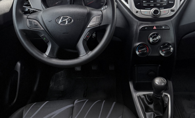 Hyundai HB20 Comf./C.Plus/C.Style 1.0 Flex 12V 2013 Flex-6