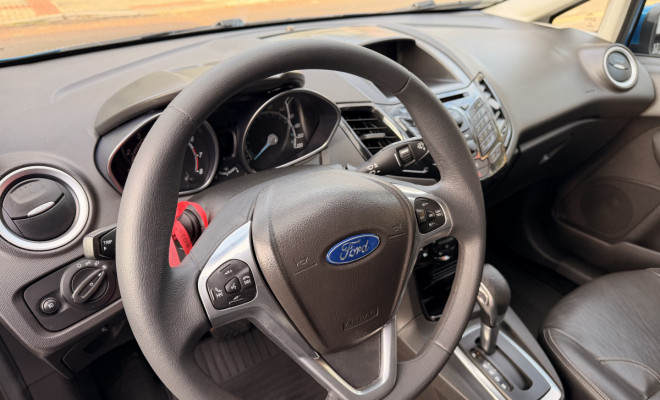 Ford Fiesta TIT./TIT.Plus 1.6 16V Flex Aut. 2014 Flex-4