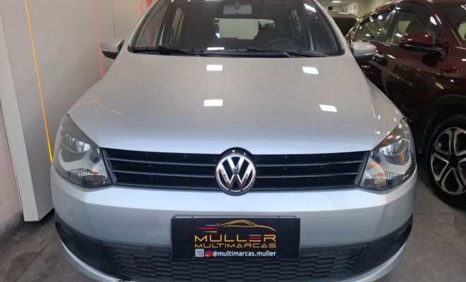 VW - VolksWagen Fox 1.6 Mi Total Flex 8V 5p 2014 Flex-0