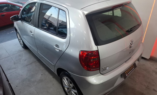 VW - VolksWagen Fox 1.6 Mi Total Flex 8V 5p 2014 Flex-23