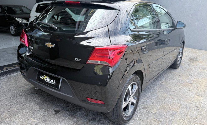 GM - Chevrolet ONIX HATCH LTZ 1.4 8V FlexPower 5p Mec. 2019 Flex-0