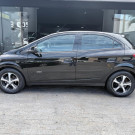 GM - Chevrolet ONIX HATCH LTZ 1.4 8V FlexPower 5p Mec. 2019 Flex-10