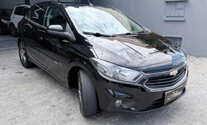GM - Chevrolet ONIX HATCH LTZ 1.4 8V FlexPower 5p Mec. 2019 Flex-12