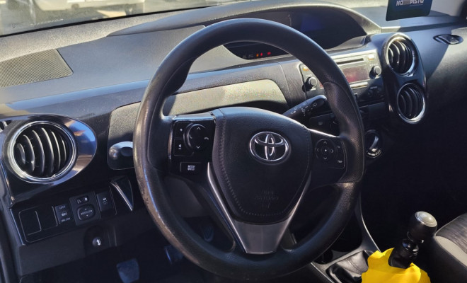Toyota ETIOS X Plus 1.5 Flex 16V 5p Mec. 2020 Flex-5