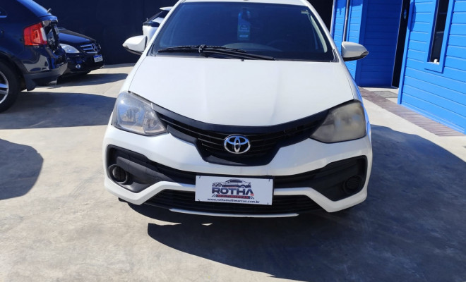 Toyota ETIOS X Plus 1.5 Flex 16V 5p Mec. 2020 Flex-4