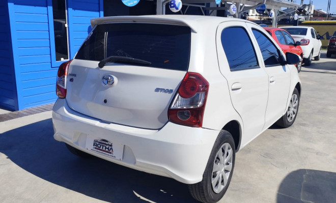 Toyota ETIOS X Plus 1.5 Flex 16V 5p Mec. 2020 Flex-3