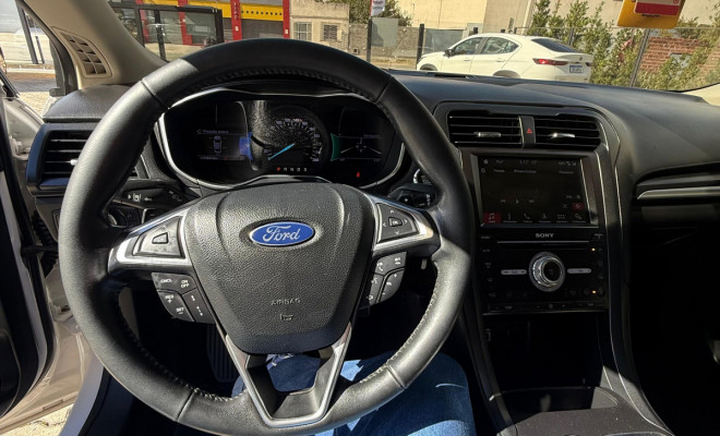 Ford Fusion Titanium 2.0 GTDI Eco. Awd Aut. 2017 Flex-9