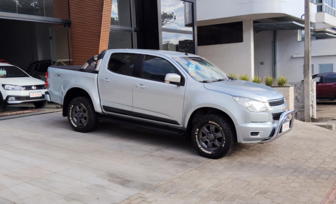 GM - Chevrolet S10 Pick-Up LT 2.8 TDI 4x4 CD Diesel 2013 Diesel