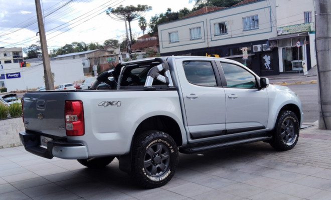 GM - Chevrolet S10 Pick-Up LT 2.8 TDI 4x4 CD Diesel 2013 Diesel-1