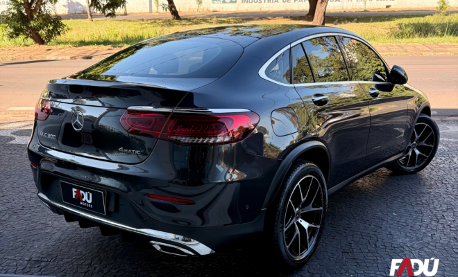 Mercedes-Benz GLC-300 AMG Line Coupe 4M 2.0 TB Aut. 2023 Gasolina-10