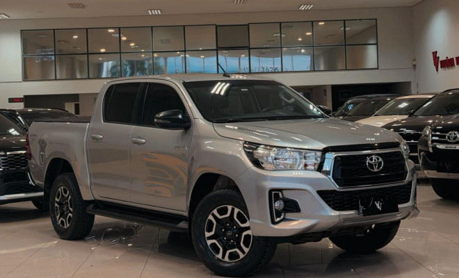 Toyota Hilux CD SR 4x2 2.7 16V/2.7 Flex Aut. 2019 Flex