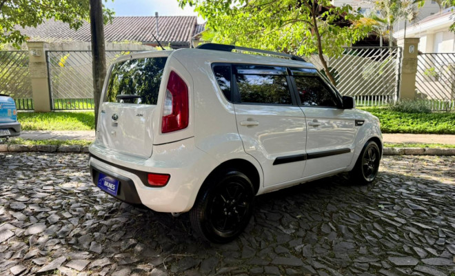 Kia Motors SOUL 1.6/ 1.6 16V FLEX Mec. 2012 Flex-11