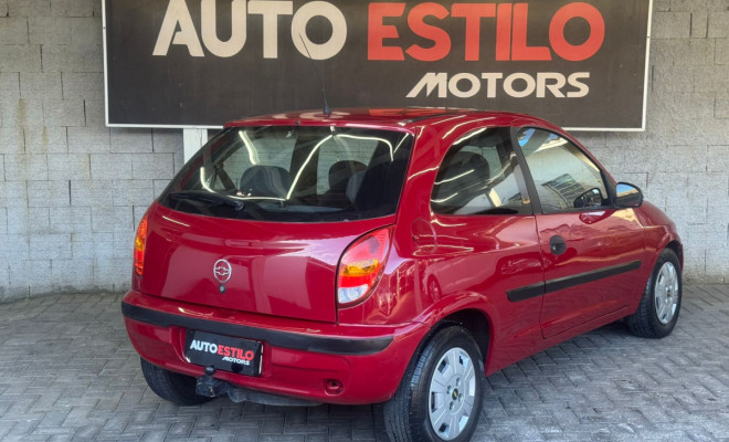 GM - Chevrolet Celta 1.0/Super/N.Piq.1.0 MPFi VHC 8V 3p 2003 Gasolina-2