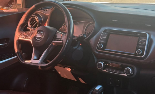 Nissan KICKS SL 1.6 16V FlexStar 5p Aut. 2017 Flex-4