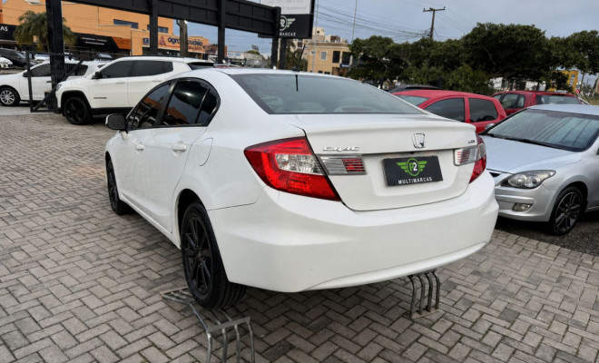Honda Civic Sedan LXS 1.8/1.8 Flex 16V Aut. 4p 2014 Gasolina-3