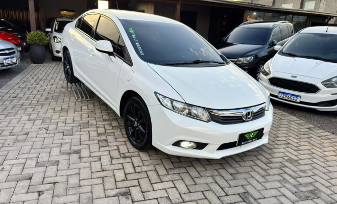 Honda Civic Sedan LXS 1.8/1.8 Flex 16V Aut. 4p 2014 Gasolina-1