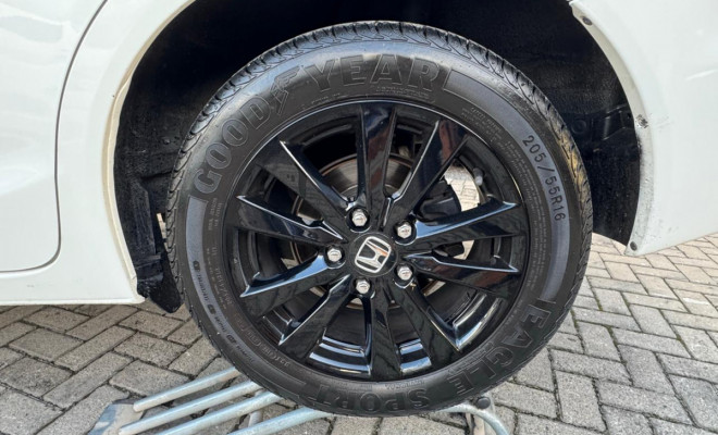Honda Civic Sedan LXS 1.8/1.8 Flex 16V Aut. 4p 2014 Gasolina-13