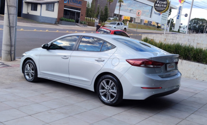 Hyundai Elantra 2.0 16V Flex Aut. 2017 Flex-2