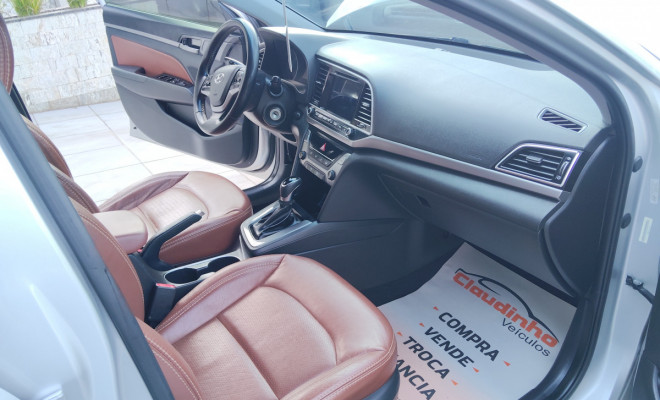 Hyundai Elantra 2.0 16V Flex Aut. 2017 Flex-8