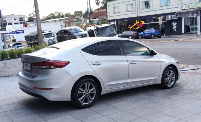 Hyundai Elantra 2.0 16V Flex Aut. 2017 Flex-1