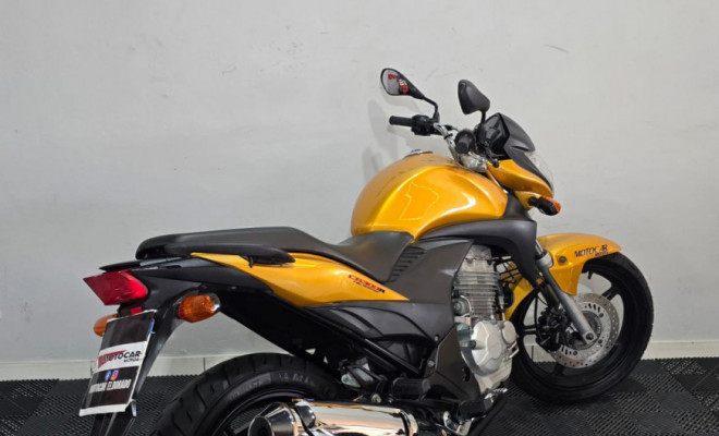 HONDA CB 300R/ 300R FLEX 2010 Gasolina-1