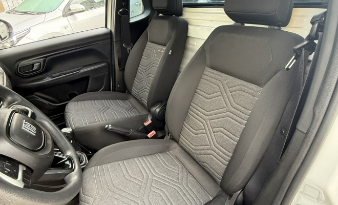 Fiat Strada Freedom 1.3 Flex 8V  CS Plus 2024 (GARANTIA DE FÁBRICA)-3