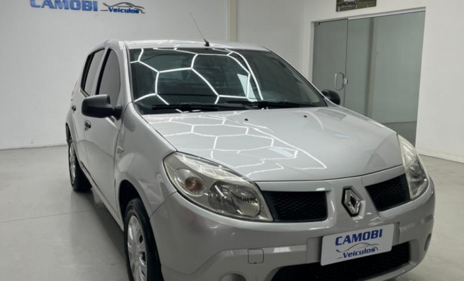Renault SANDERO Authentique Hi-Flex 1.0 16V 5p 2010 Flex-1
