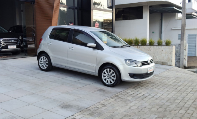 VW - VolksWagen Fox 1.0 Mi Total Flex 8V 5p 2014 Flex