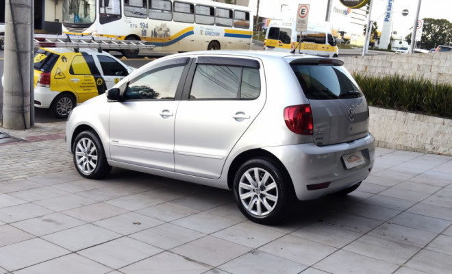VW - VolksWagen Fox 1.0 Mi Total Flex 8V 5p 2014 Flex-2