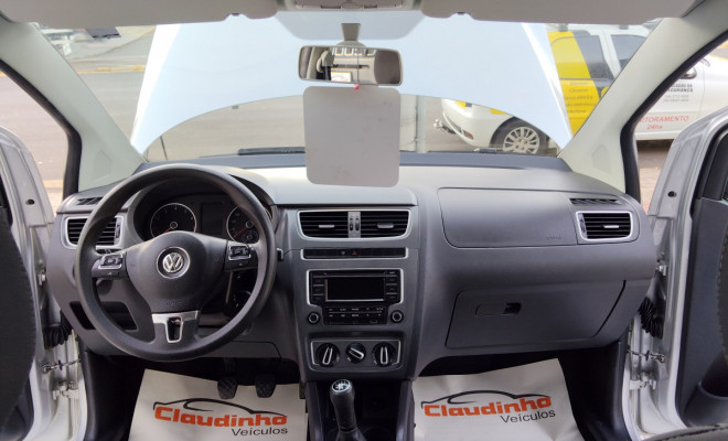 VW - VolksWagen Fox 1.0 Mi Total Flex 8V 5p 2014 Flex-6