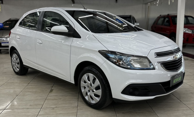 Chevrolet ONIX HATCH LT 1.4 8V FlexPower 5p Mec. 2015-1