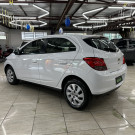 Chevrolet ONIX HATCH LT 1.4 8V FlexPower 5p Mec. 2015-2