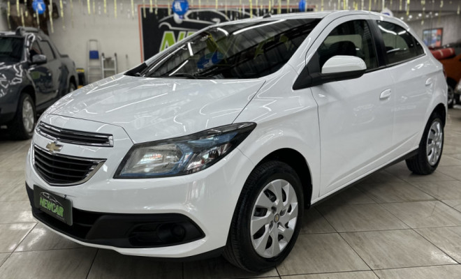 Chevrolet ONIX HATCH LT 1.4 8V FlexPower 5p Mec. 2015