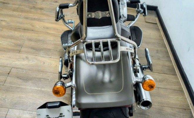 HARLEY-DAVIDSON FAT BOY FLFB 2019 Gasolina-10