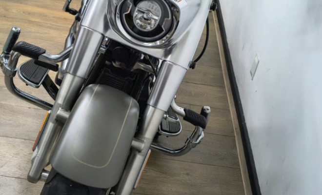 HARLEY-DAVIDSON FAT BOY FLFB 2019 Gasolina-1