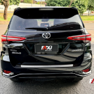 Toyota Hilux SW4 Diamond 2.8 TB 4x4 Die. Aut. 2025 Diesel-7