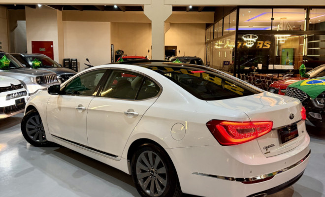 Kia Motors CADENZA EX 3.5 V6 24V Aut. 2014 Gasolina-2