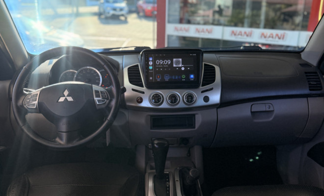 Mitsubishi L200 Triton HPE 3.2 CD TB Int.Diesel Aut 2012 Diesel-7